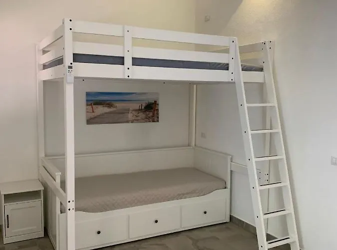Ulisse A Pochi Passi Dal Mare Nyaraló